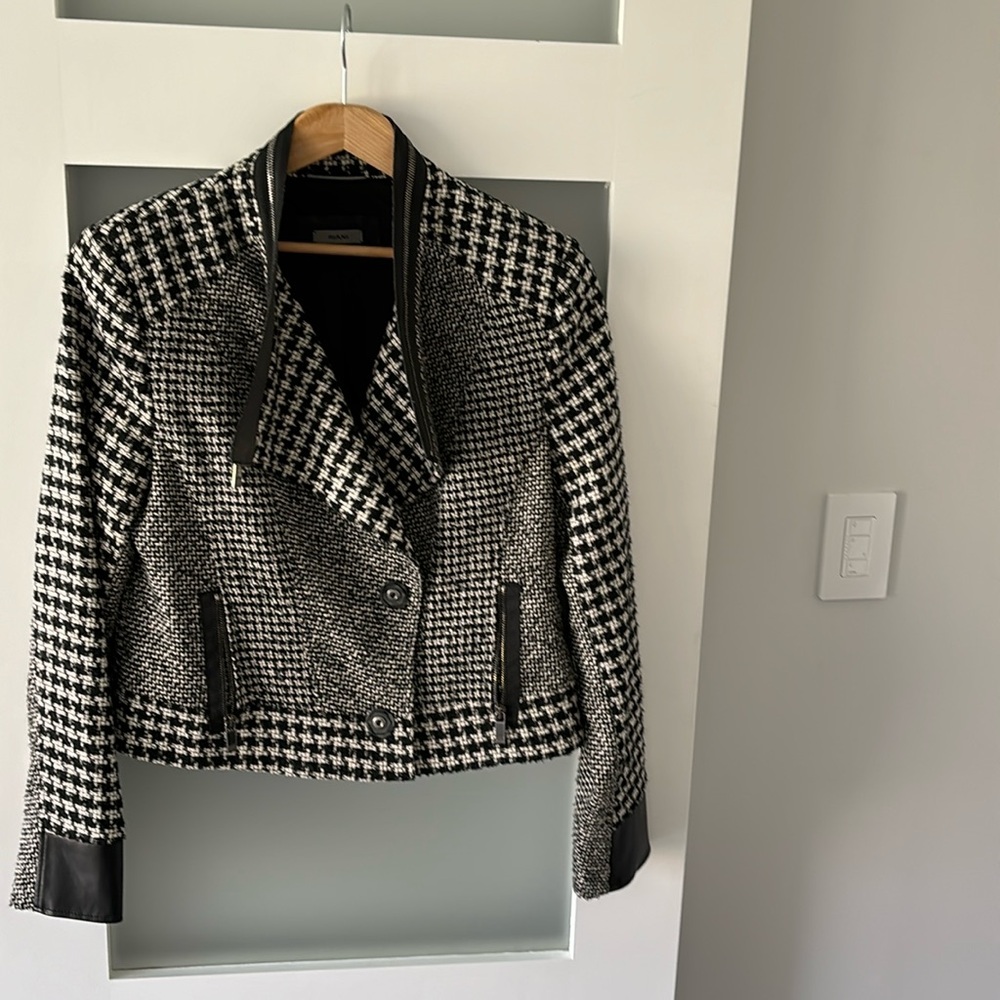 Riani wool blend cropped jacket size 10